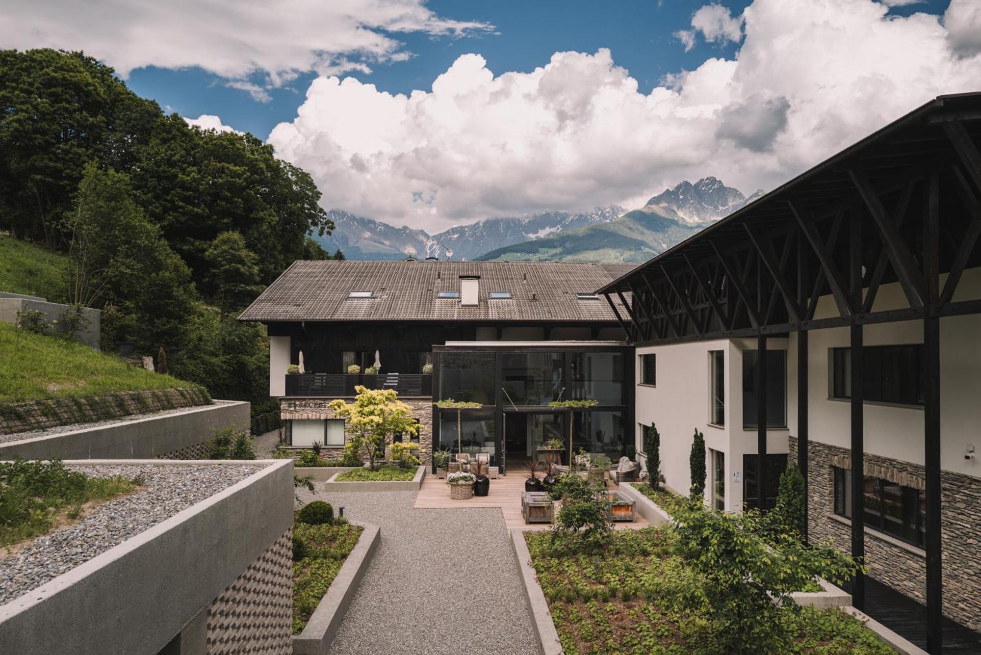 Hotel Kueglerhof 티롤로 외부 사진